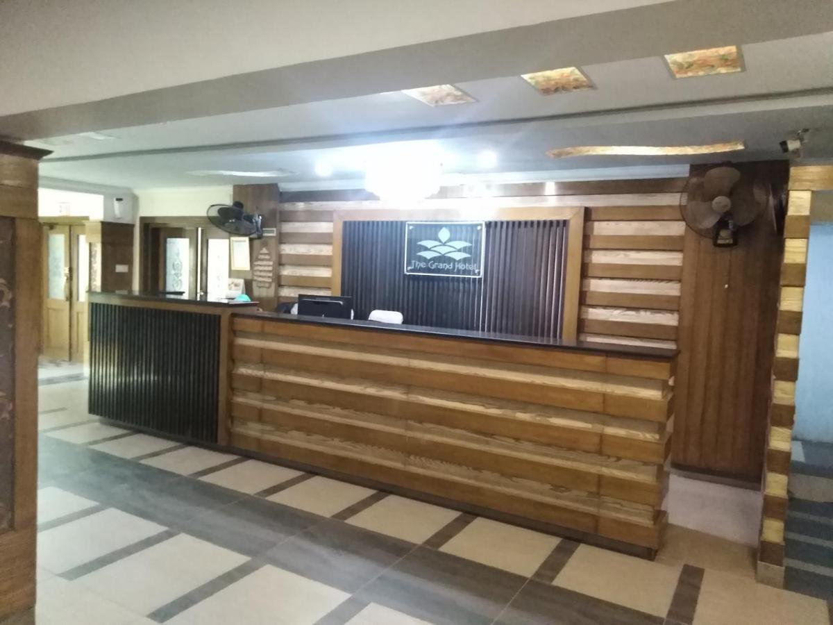 Hotel Multan Exterior foto